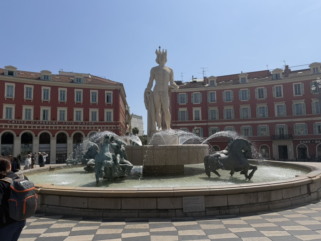 Place Masséna and the Fontaine du Soleil